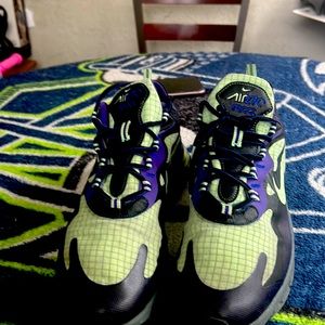 COPY - Air 270 react used